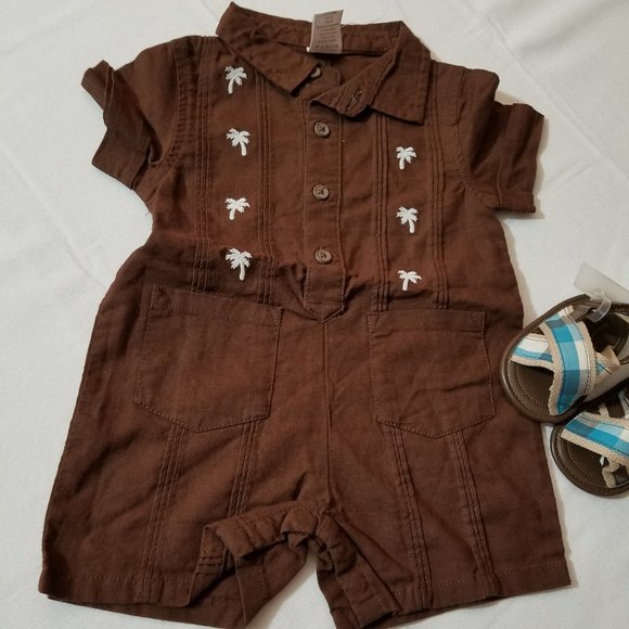Gymboree Little Surfer Dude NWT size 0-3 Sandals & 3-6 Month Romper. - Picture 4 of 4